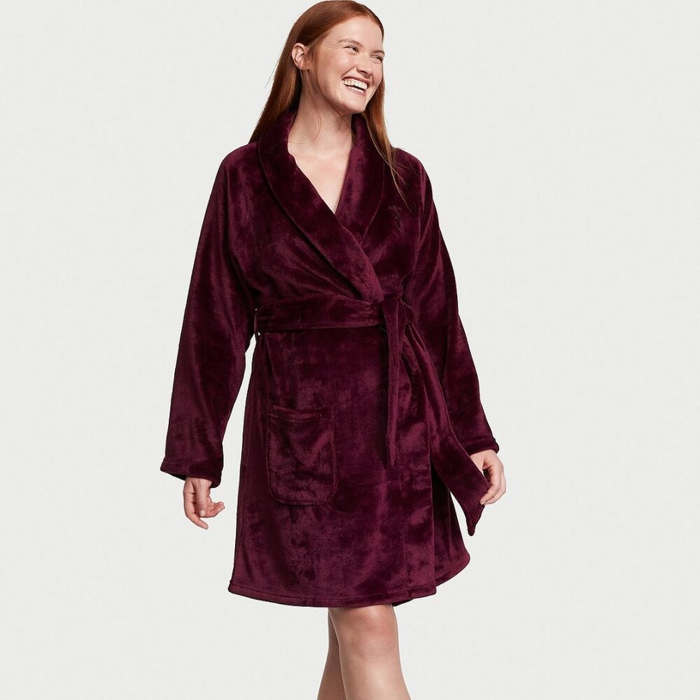Victoria's Secret Short Cozy Robe